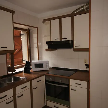 Lh Apartamento Casa Negro * Benasque