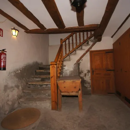 Lh Apartamento Casa Negro * Benasque